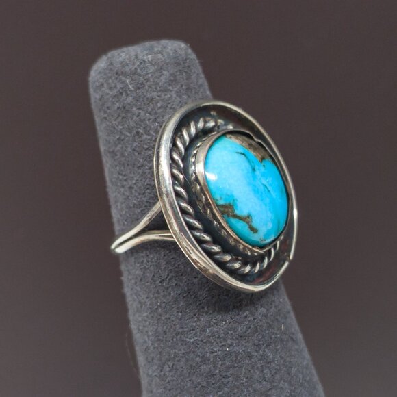 Vintage Sterling Turquoise Coin Ring – Southwest Style, Size 4.25 - Picture 8 of 9